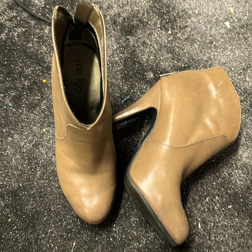 Me Too tan leather booties gently worn 7